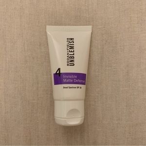 Rodan + Fields Unblemish Invisible Matte Defense